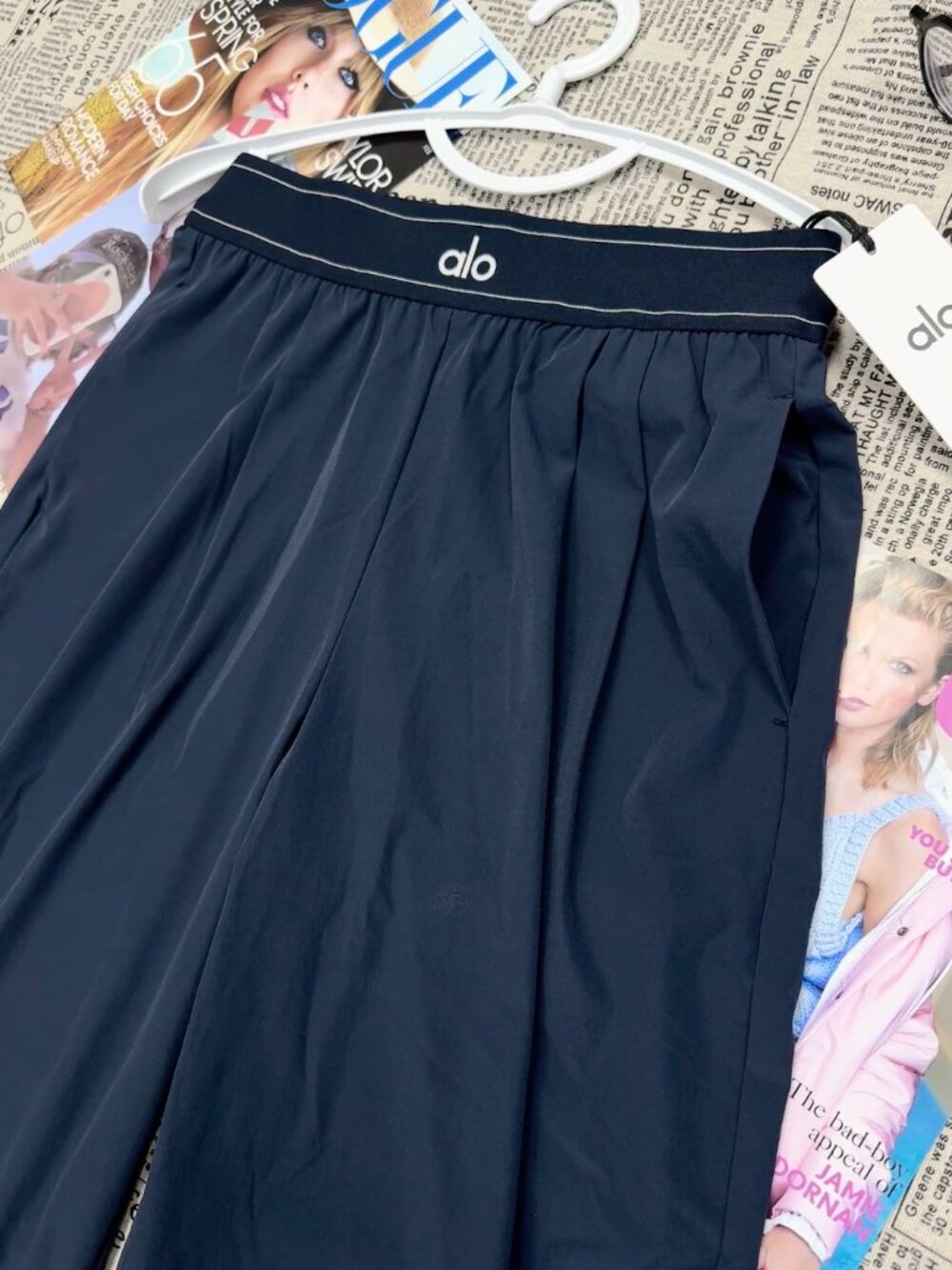 NWT ALO Yoga Straight-leg Pants Navy Blue (Regular) 30-inches 💙 Suit Up Trouser - Picture 2 of 9